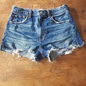 Abercrombie high-waisted mom jean shorts size 27/4